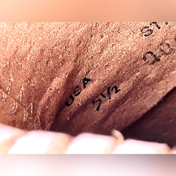 EUC Corral Womens White Fringe Shortie Boots W0004 - Picture 11 of 12